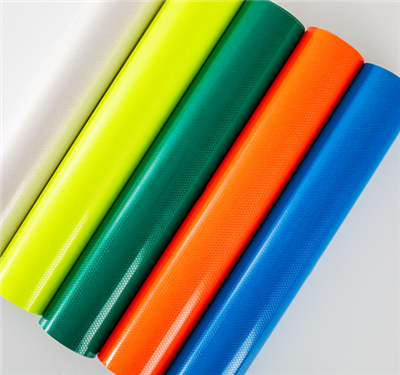 Reflekterande ark för trafiksäkerhets- och skyltningsapplikationer